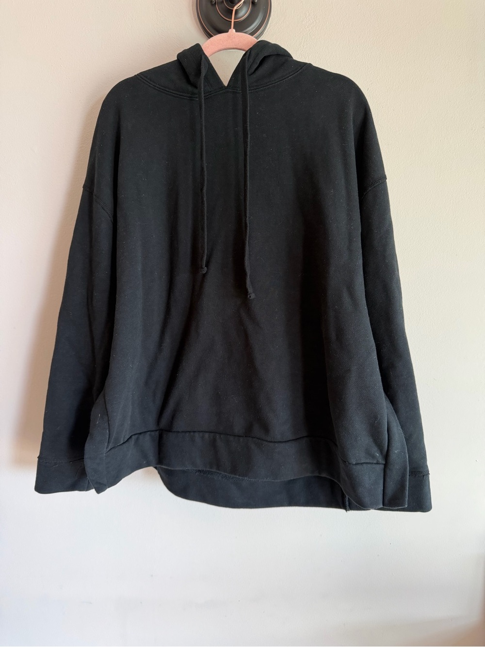 Alo Yoga ("AIR LAND OCEAN" hoodie crop large